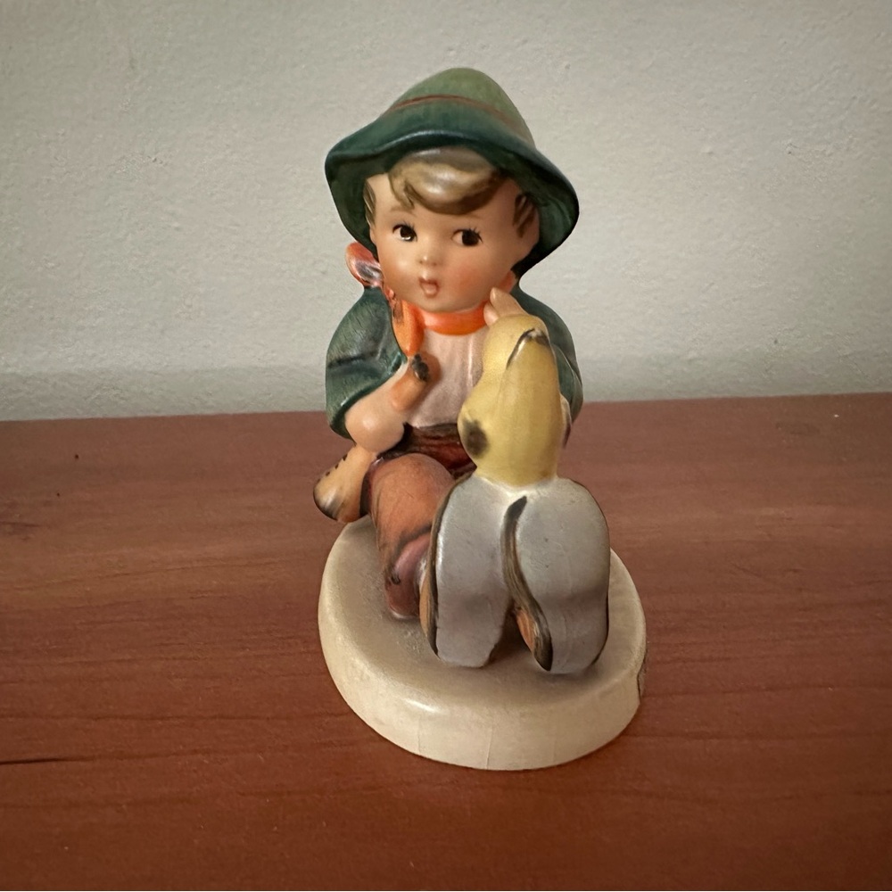 Titled Singing Lesson. Vintage Hummel. No longer produced - Picture 3 of 5